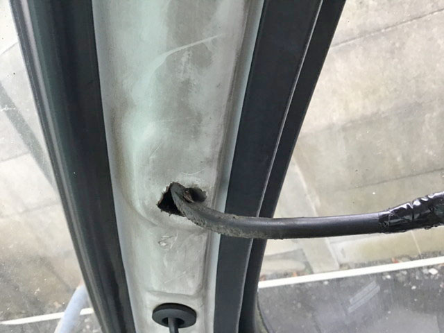 三菱ふそうキャンター高所作業車小型（2t・3t）[写真15]