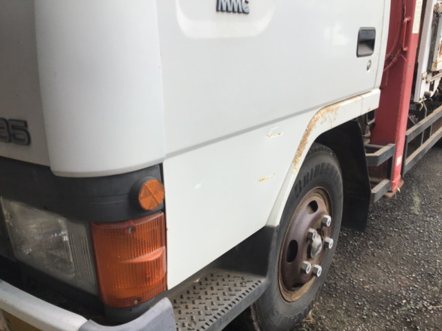 三菱ふそうキャンターセルフクレーン5段小型（2t・3t）[写真20]