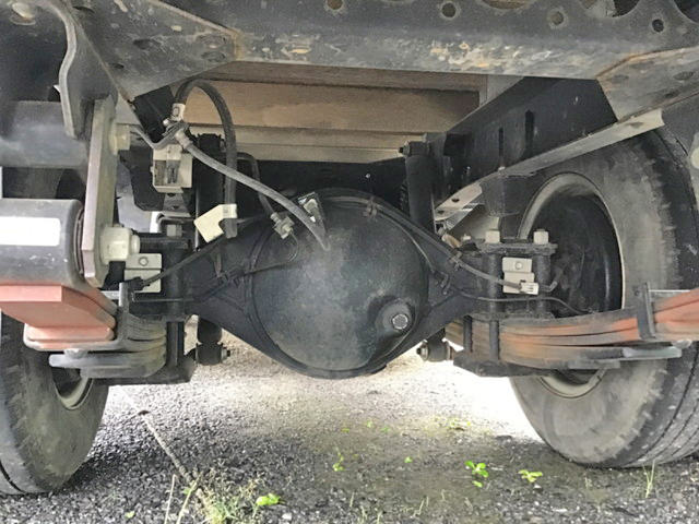 いすゞエルフダブルキャブ（Wキャブ）小型（2t・3t）[写真10]