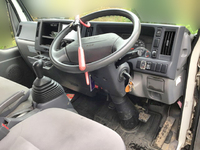 いすゞエルフダブルキャブ（Wキャブ）小型（2t・3t）[写真14]