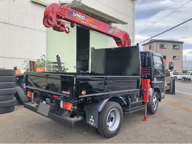 三菱ふそうキャンターユニック4段小型（2t・3t）[写真02]