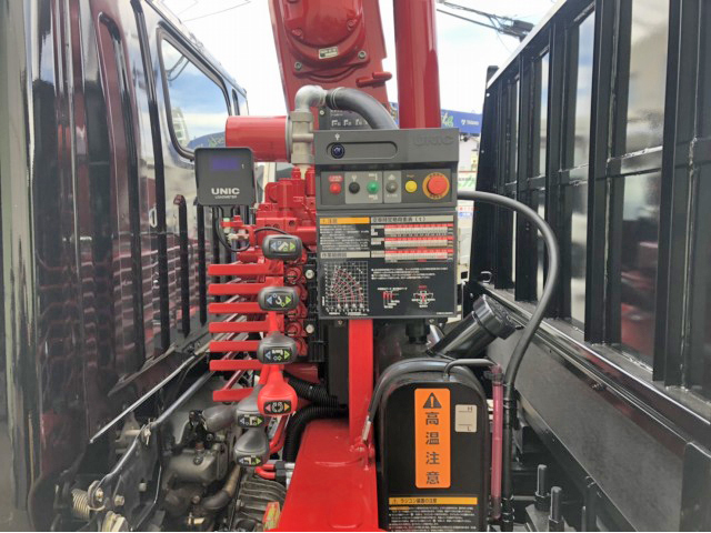 三菱ふそうキャンターユニック4段小型（2t・3t）[写真07]