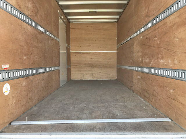 いすゞエルフアルミバン小型（2t・3t）[写真11]