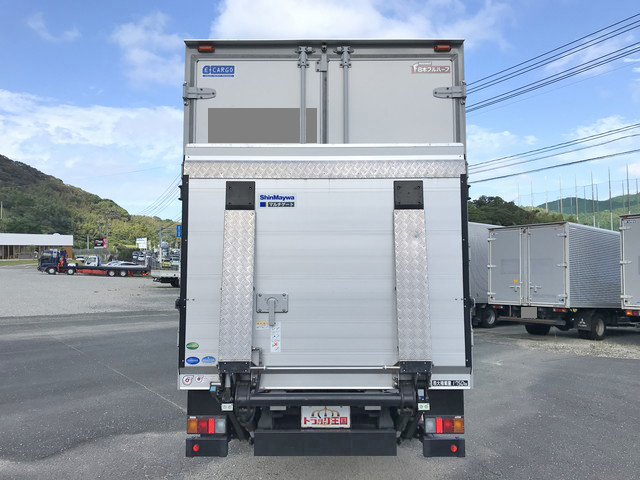 いすゞエルフアルミバン小型（2t・3t）[写真08]