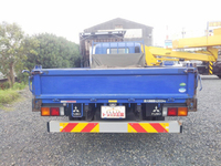 三菱ふそうキャンター平ボディ小型（2t・3t）[写真09]