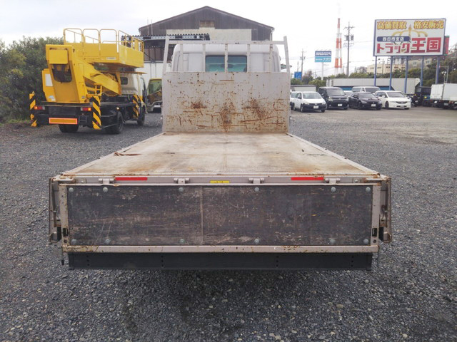 三菱ふそうキャンター平ボディ小型（2t・3t）[写真10]