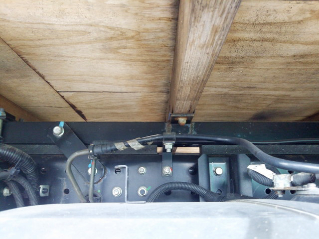 三菱ふそうキャンター平ボディ小型（2t・3t）[写真22]