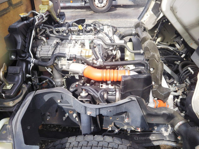 三菱ふそうキャンター平ボディ小型（2t・3t）[写真25]