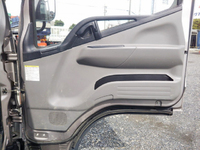 三菱ふそうキャンター平ボディ小型（2t・3t）[写真29]