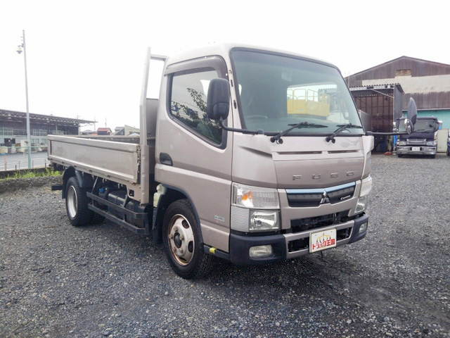三菱ふそうキャンター平ボディ小型（2t・3t）[写真03]