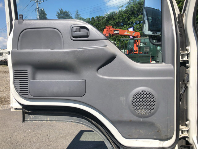 いすゞエルフ平ボディ小型（2t・3t）[写真28]