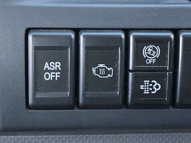 いすゞエルフ平ボディ小型（2t・3t）[写真38]