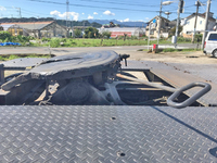 UDトラックスクオントレーラーヘッド（トラクターヘッド）大型（10t）[写真12]