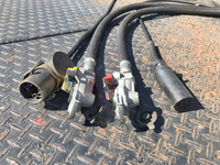 UDトラックスクオントレーラーヘッド（トラクターヘッド）大型（10t）[写真14]