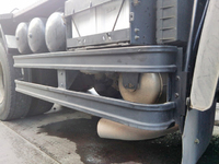 UDトラックスクオントレーラーヘッド（トラクターヘッド）大型（10t）[写真18]