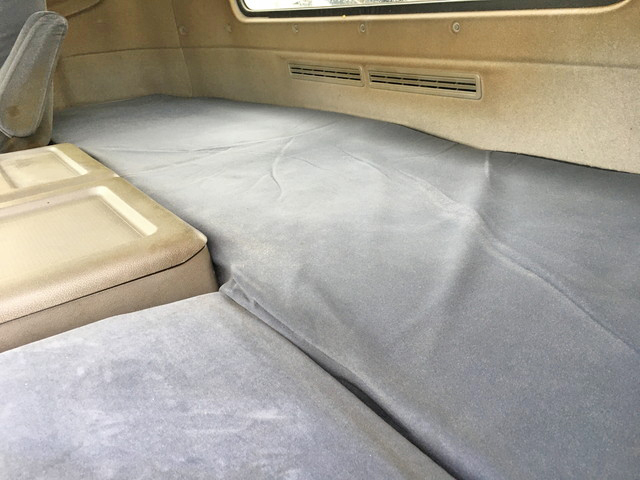 UDトラックスクオントレーラーヘッド（トラクターヘッド）大型（10t）[写真31]