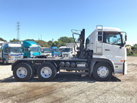 UDトラックスクオントレーラーヘッド（トラクターヘッド）大型（10t）[写真06]