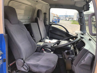 いすゞエルフアルミウイング小型（2t・3t）[写真22]