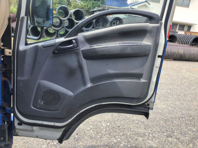 いすゞエルフアルミウイング小型（2t・3t）[写真24]