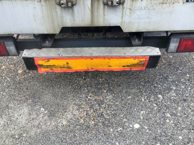 いすゞエルフアルミウイング小型（2t・3t）[写真04]