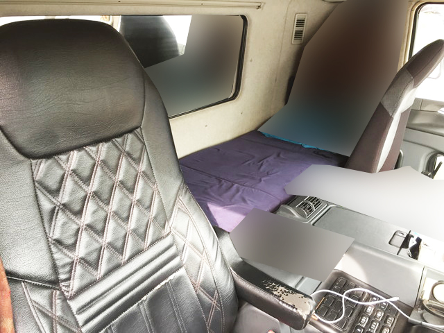 三菱ふそうスーパーグレートアルミブロック大型（10t）[写真28]