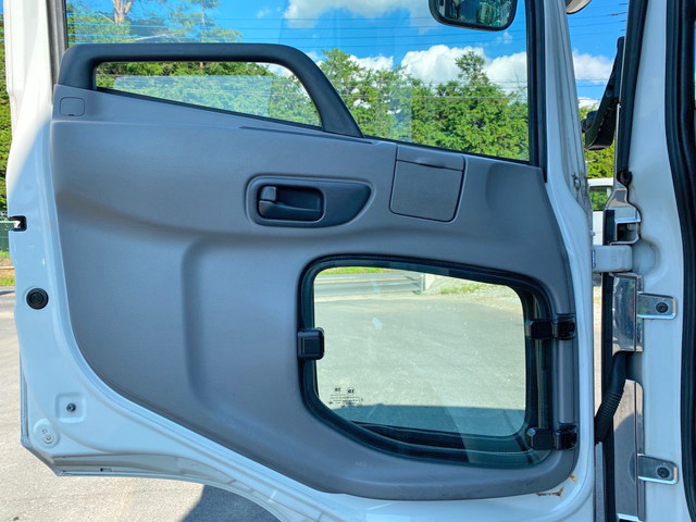 UDトラックスコンドルアルミウイング増トン（6t・8t）[写真28]