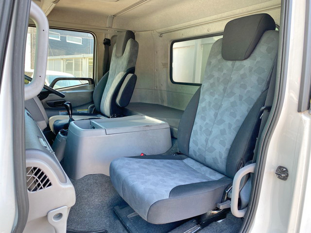 UDトラックスコンドルアルミウイング増トン（6t・8t）[写真31]