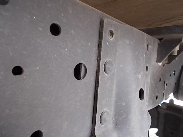 いすゞエルフ平ボディ小型（2t・3t）[写真19]