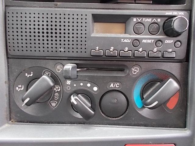 いすゞエルフ平ボディ小型（2t・3t）[写真29]