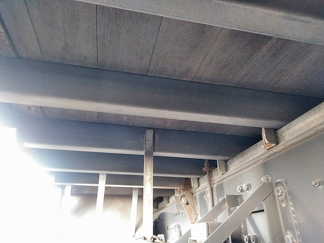 三菱ふそうスーパーグレートアルミウイング大型（10t）[写真19]