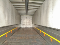 三菱ふそうスーパーグレートアルミウイング大型（10t）[写真06]