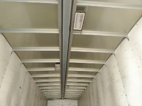 三菱ふそうスーパーグレートアルミウイング大型（10t）[写真07]