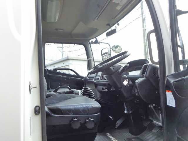 日野レンジャークレーン3段中型（4t）[写真14]