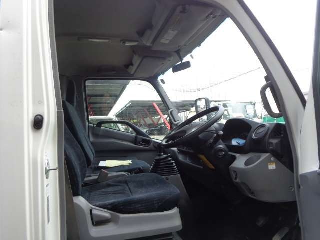 日野デュトロクレーン5段小型（2t・3t）[写真15]