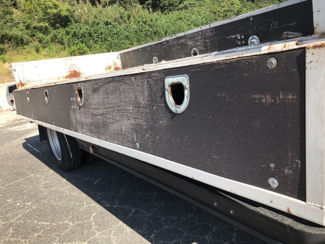 いすゞエルフ平ボディ小型（2t・3t）[写真15]