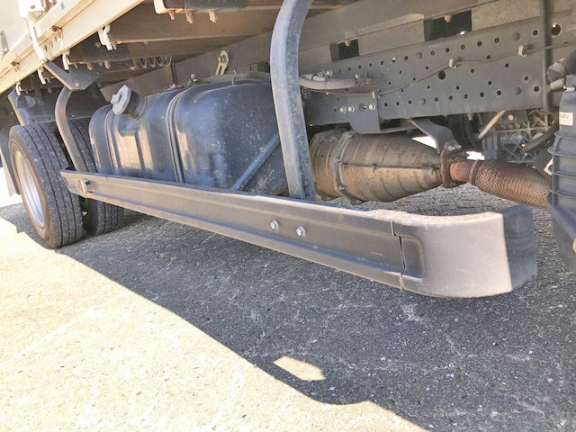 いすゞエルフ平ボディ小型（2t・3t）[写真19]