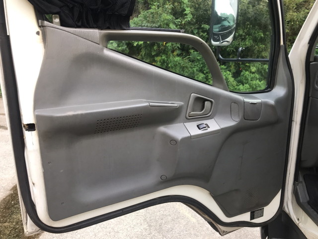 三菱ふそうキャンターユニック5段小型（2t・3t）[写真29]