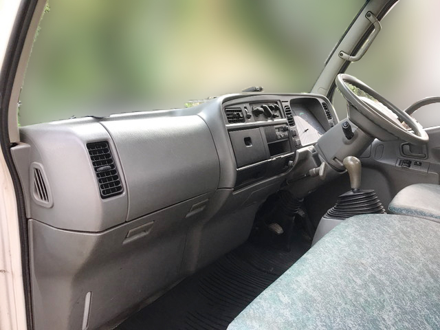 三菱ふそうキャンターユニック5段小型（2t・3t）[写真33]