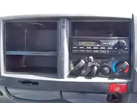 いすゞエルフダブルキャブ（Wキャブ）小型（2t・3t）[写真19]