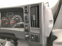 いすゞエルフ冷凍車（冷蔵車）小型（2t・3t）[写真13]