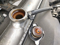 いすゞエルフ冷凍車（冷蔵車）小型（2t・3t）[写真02]