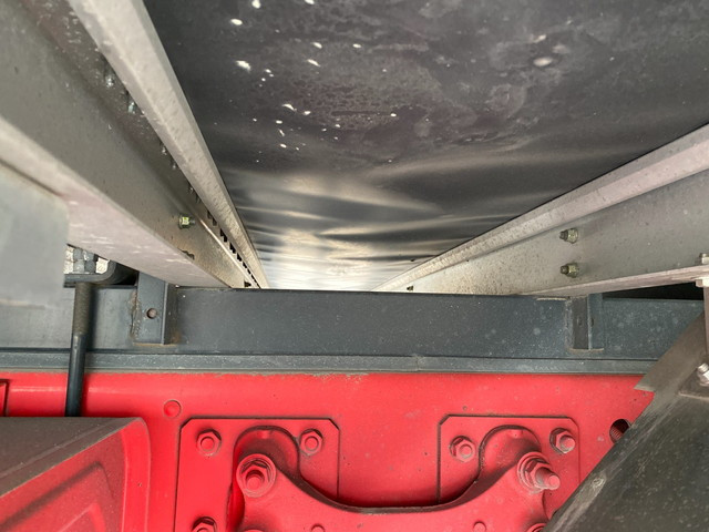 日野レンジャーアルミバン中型（4t）[写真26]