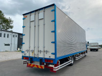 日野レンジャーアルミバン中型（4t）[写真02]