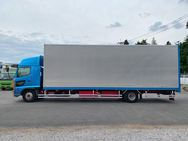 日野レンジャーアルミバン中型（4t）[写真05]