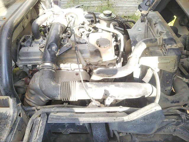 トヨタトヨエース平ボディ小型（2t・3t）[写真18]