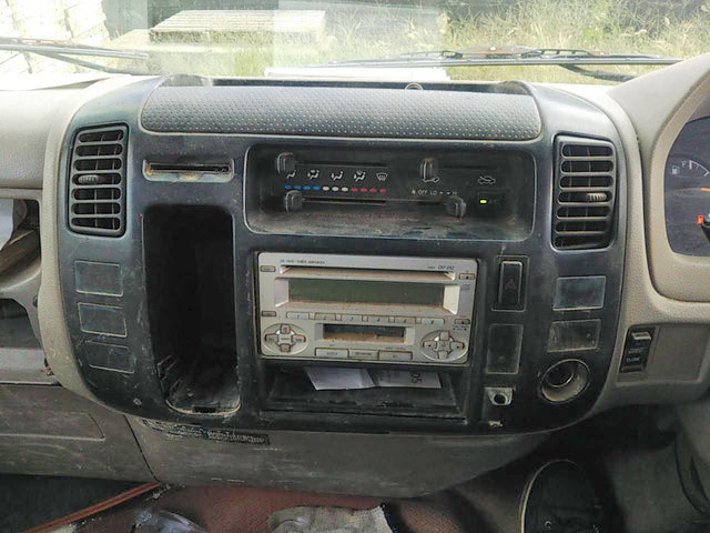 トヨタトヨエース平ボディ小型（2t・3t）[写真20]