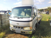 トヨタトヨエース平ボディ小型（2t・3t）[写真03]