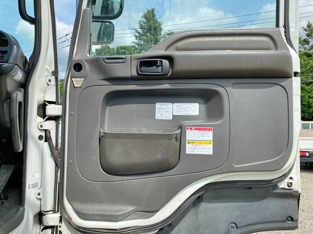 いすゞギガクレーン4段大型（10t）[写真29]