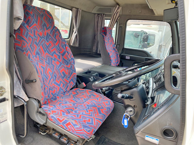 いすゞギガクレーン4段大型（10t）[写真32]