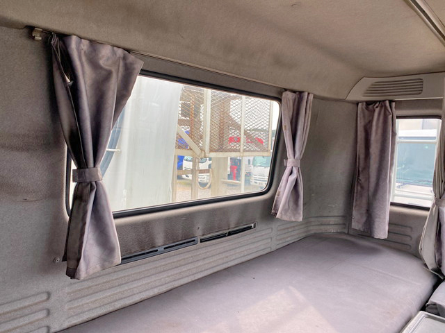 いすゞギガクレーン4段大型（10t）[写真35]